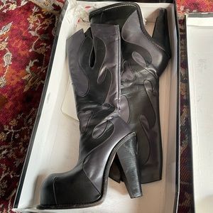 Luichiny Pleather Black Flame Boots